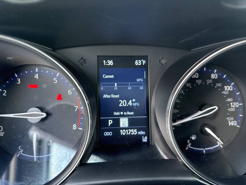 2021 Toyota C-HR XLE