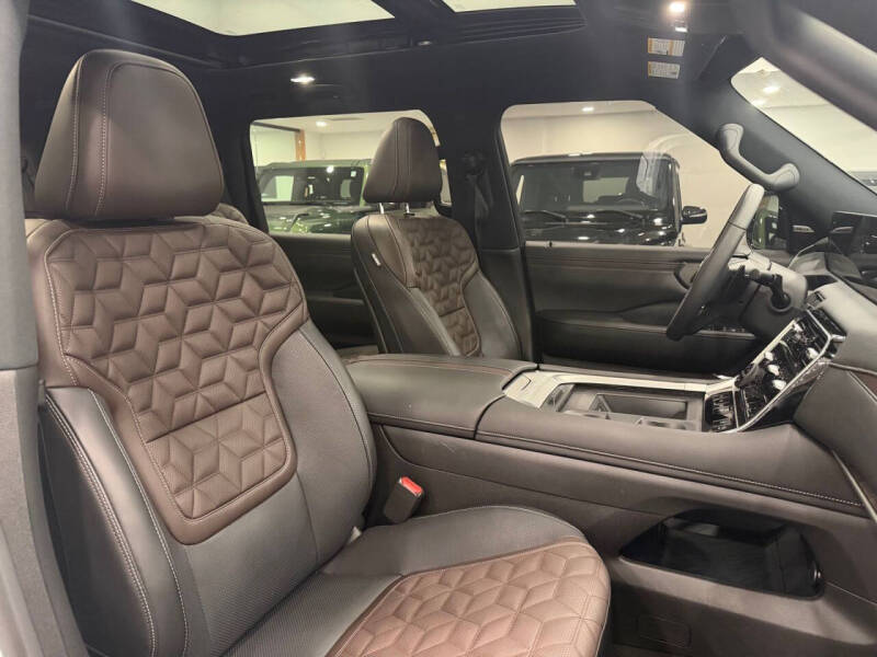 2025 Nissan Armada Platinum Reserve