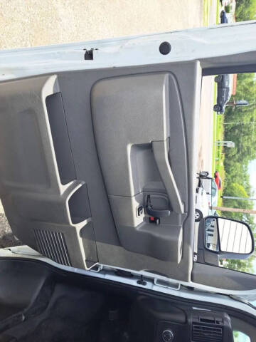 2017 Chevrolet Express 2500