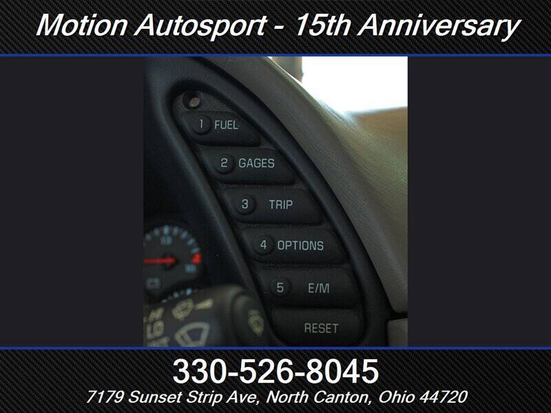 2004 Chevrolet Corvette
