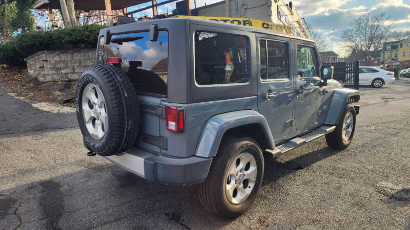 2014 Jeep Wrangler Unlimited Sahara