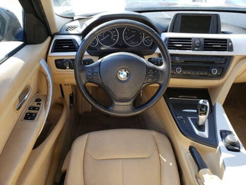 2012 BMW 3 Series 328i