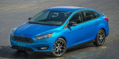 2015 Ford Focus Sedan SE's photo