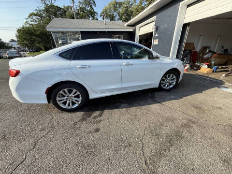 2015 Chrysler 200 C