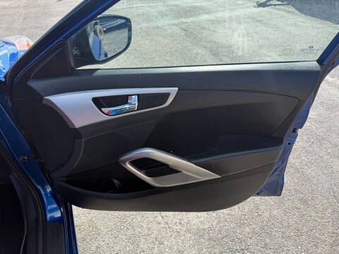 2016 Hyundai Veloster