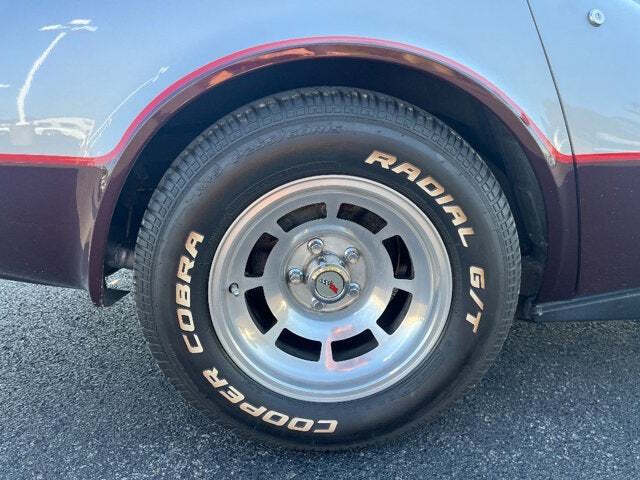 1982 Chevrolet Corvette 20
