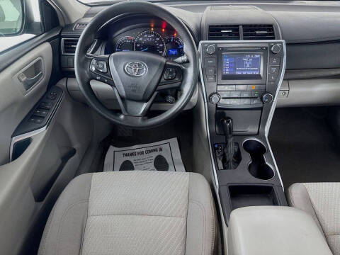 2015 Toyota Camry LE