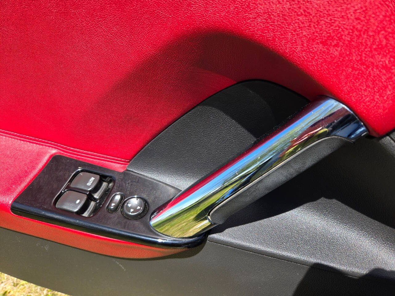 2007 Saturn SKY 86
