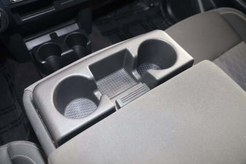 2023 Nissan Titan SV