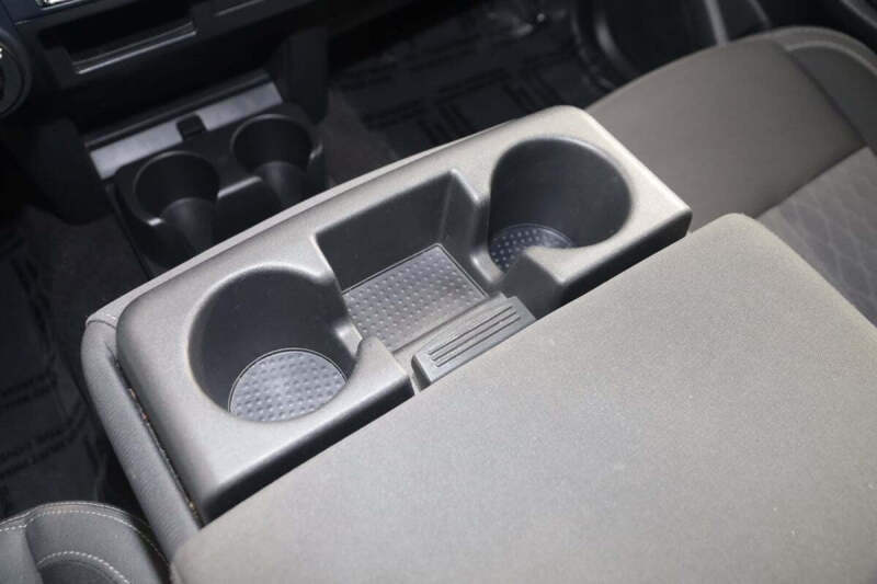 2023 Nissan Titan SV