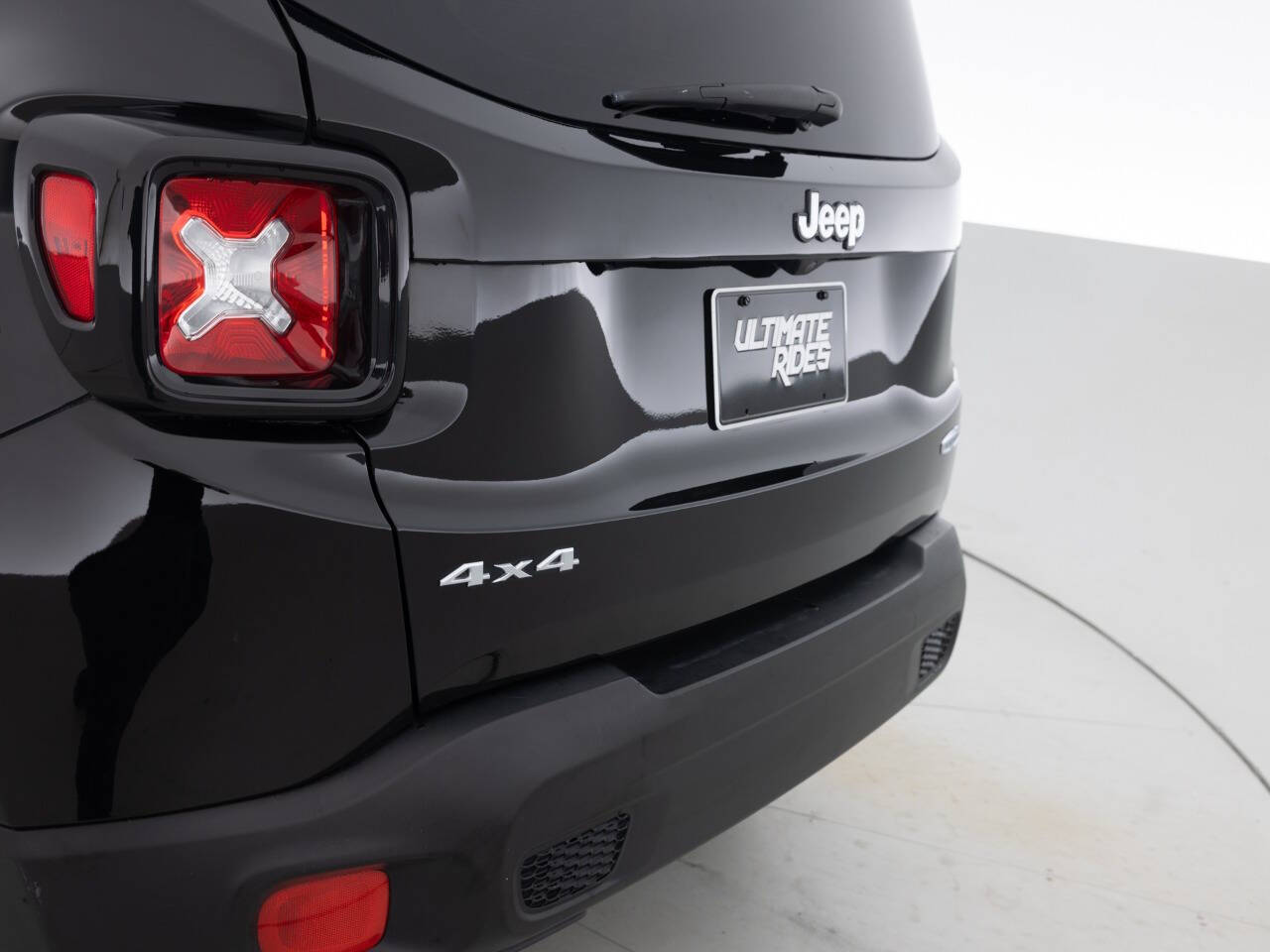 Used Car 2016 Jeep Renegade  Latitude 4x4 4dr Suv For Sale Under $10,000 In Coal City, Illinois