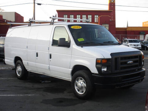 2013 Ford E-Series E-250
