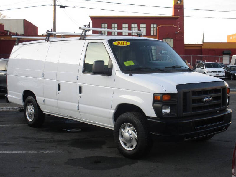 2013 Ford E-Series E-250