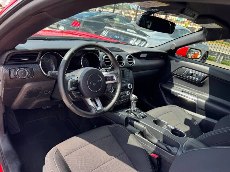 2015 Ford Mustang V6