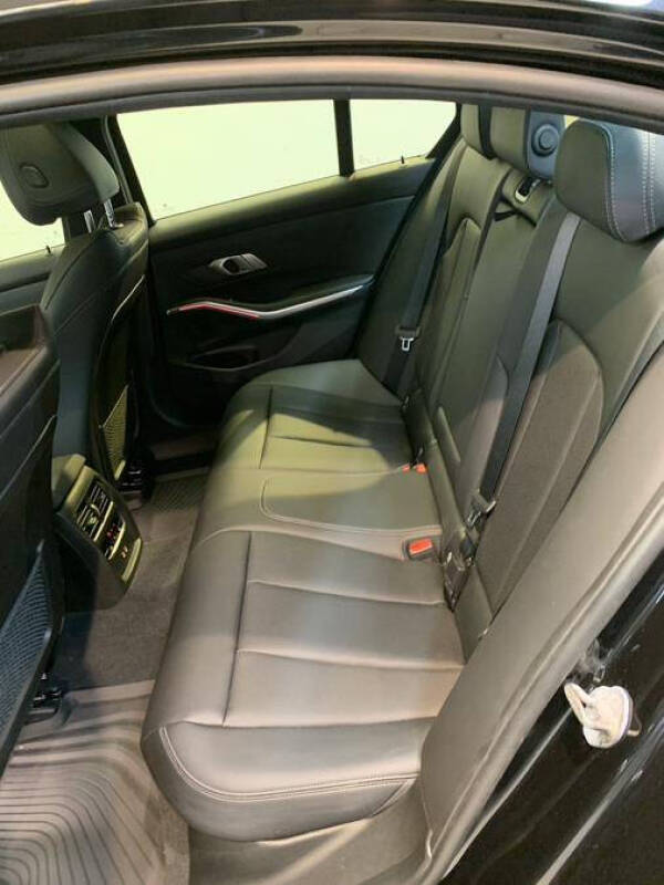 2023 BMW 3 Series 330i xDrive