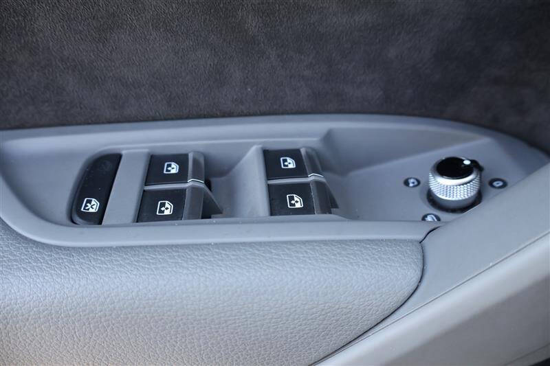 2018 Audi SQ5 3.0T quattro Premium Plus