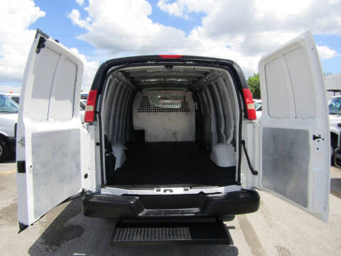 2017 Chevrolet Express 2500