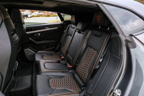 2020 Lamborghini Urus