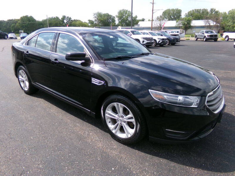 2017 Ford Taurus SEL