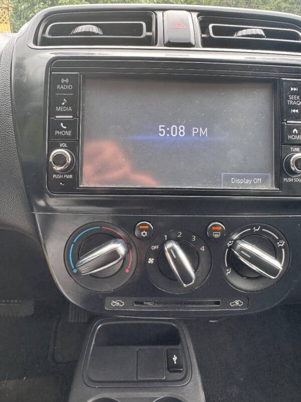 2018 Mitsubishi Mirage ES