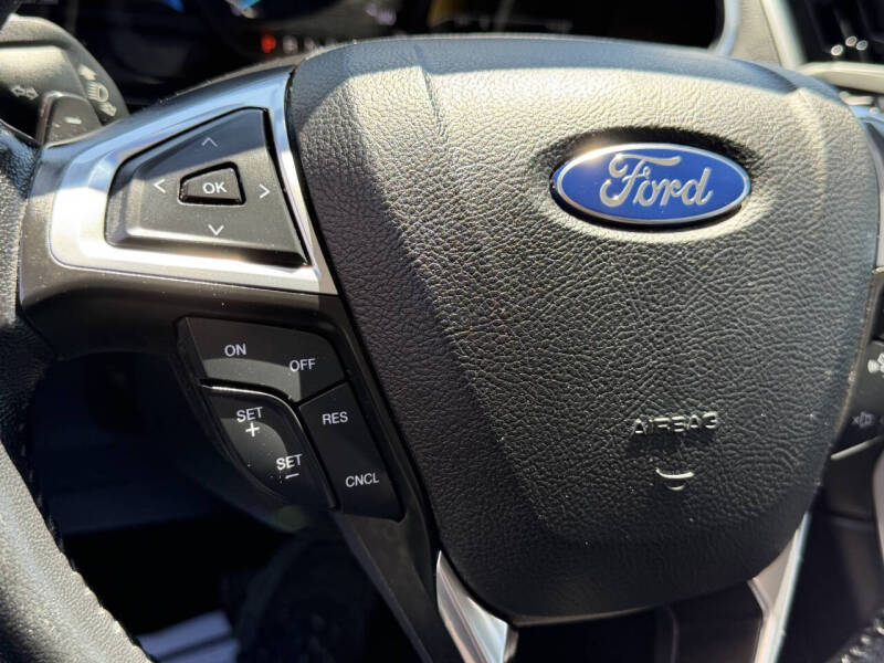 2016 Ford Edge Titanium