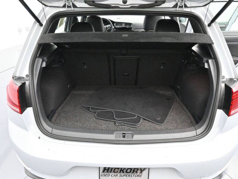 2021 Volkswagen Golf GTI Autobahn