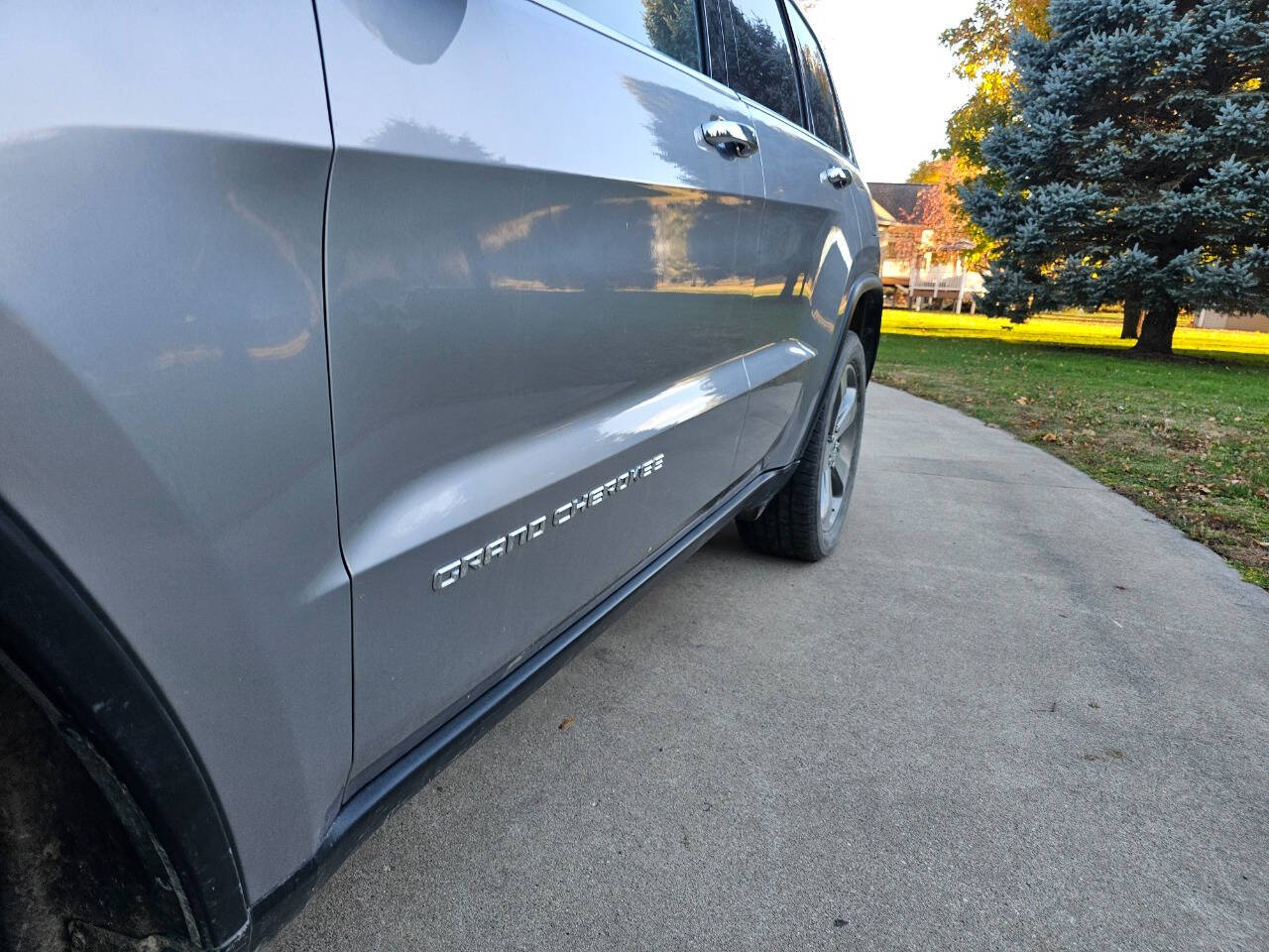2014 Jeep Grand Cherokee 24