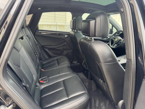 2016 Porsche Macan S