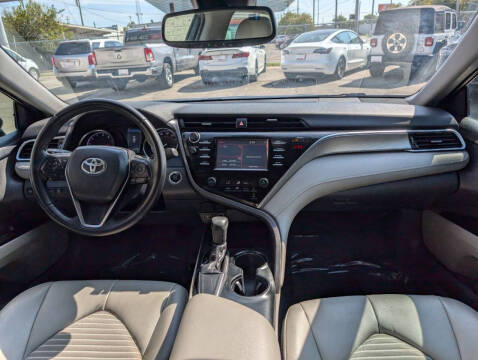 2018 Toyota Camry SE