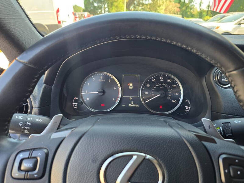 2023 Lexus IS 300