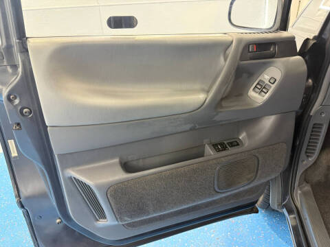 1995 Toyota Previa DX