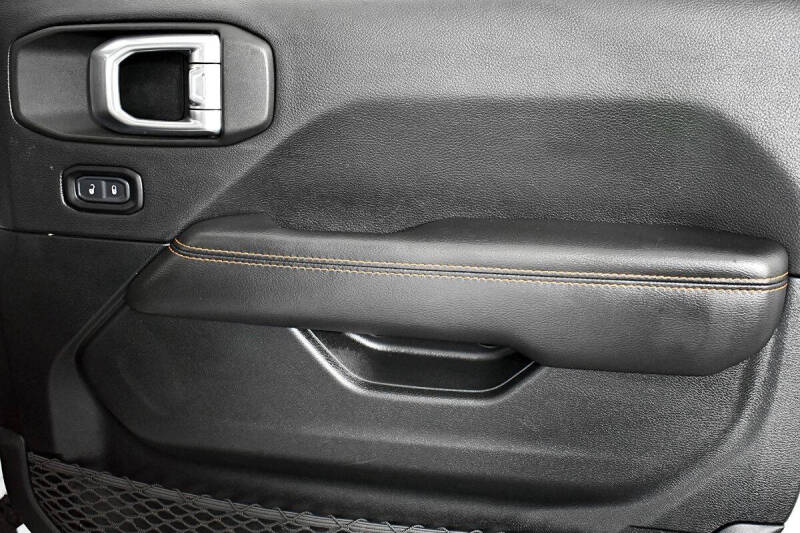 2020 Jeep Gladiator Mojave