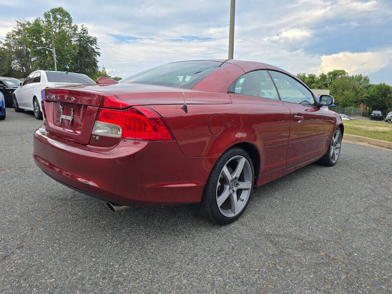 2011 Volvo C70 T5