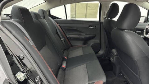 2025 Nissan Versa SR