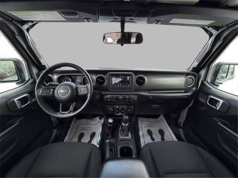 2022 Jeep Gladiator Willys