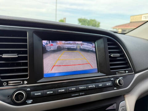 2018 Hyundai Elantra