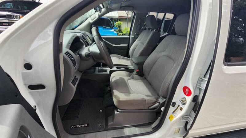 2019 Nissan Frontier SV