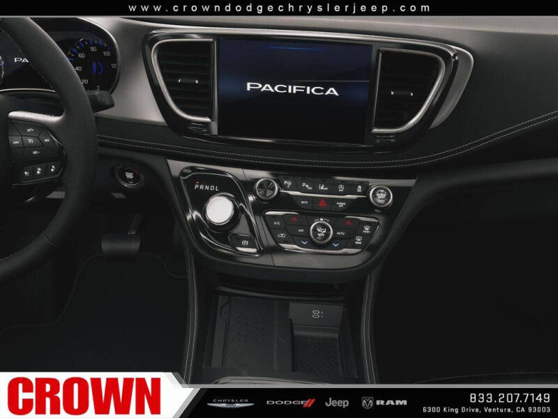 2027 Chrysler Pacifica Limited