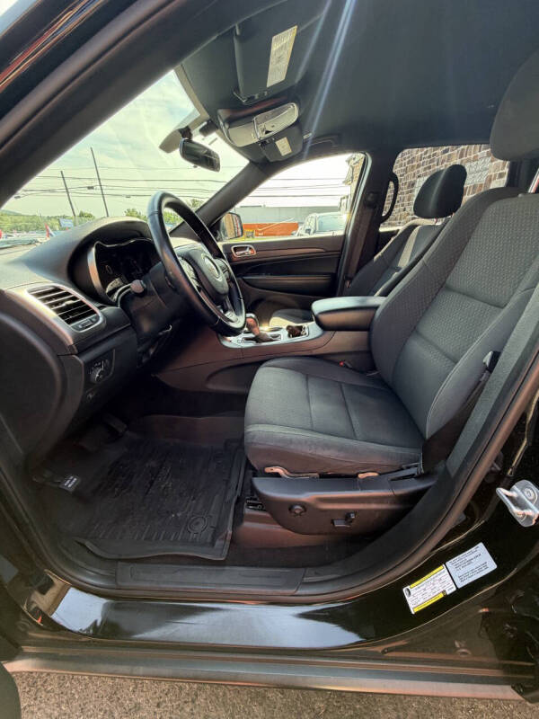 2018 Jeep Grand Cherokee Laredo E