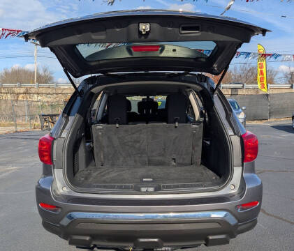 2017 Nissan Pathfinder S