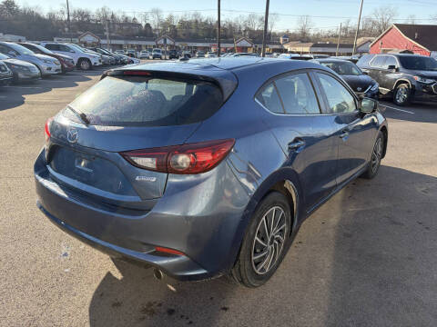 2017 Mazda MAZDA3 Touring