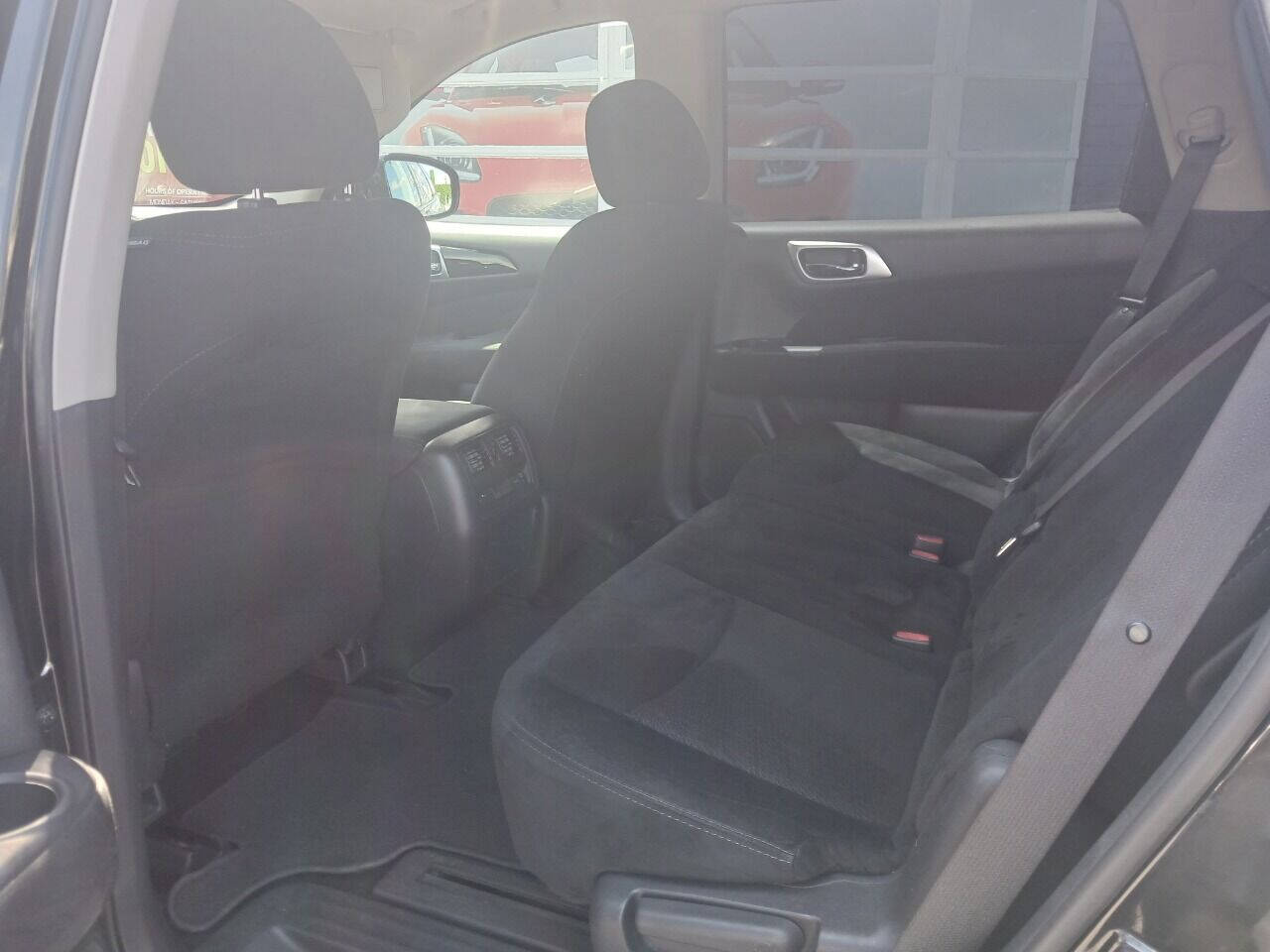 2016 NISSAN Pathfinder SUV / Crossover - $10,999