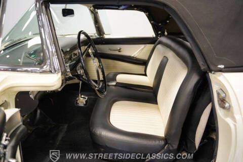 1956 Ford Thunderbird