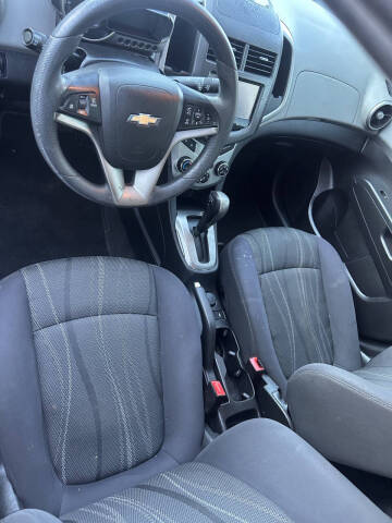 2015 Chevrolet Sonic LT Auto