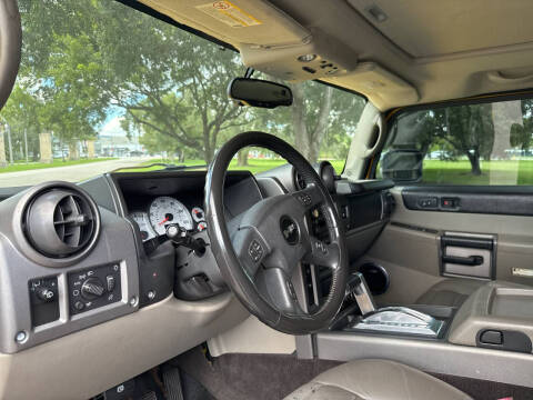 2004 HUMMER H2 Lux Series