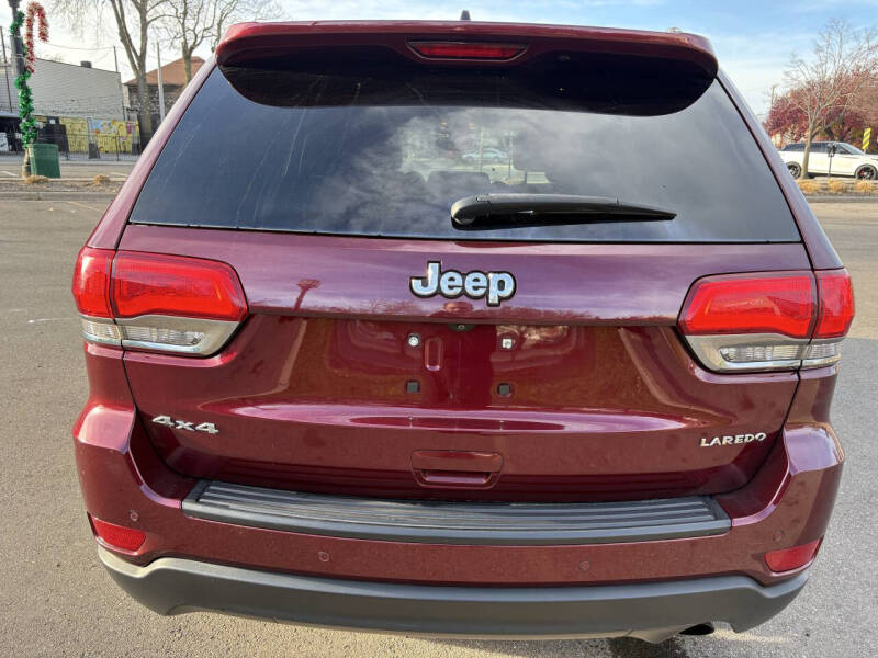 2018 Jeep Grand Cherokee Laredo