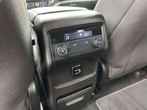 2017 GMC Acadia SLE-2