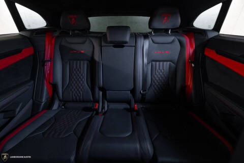 2023 Lamborghini Urus S