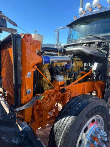 2020 Peterbilt 389