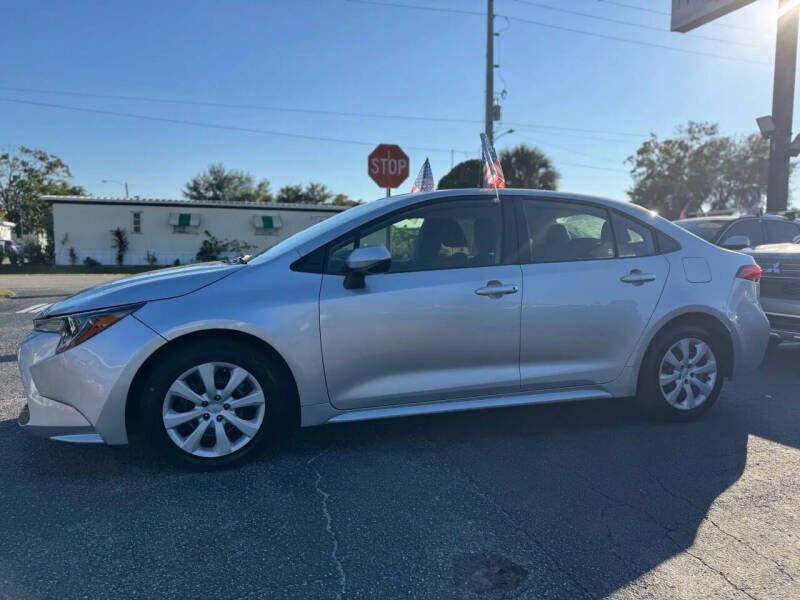 2022 Toyota Corolla LE